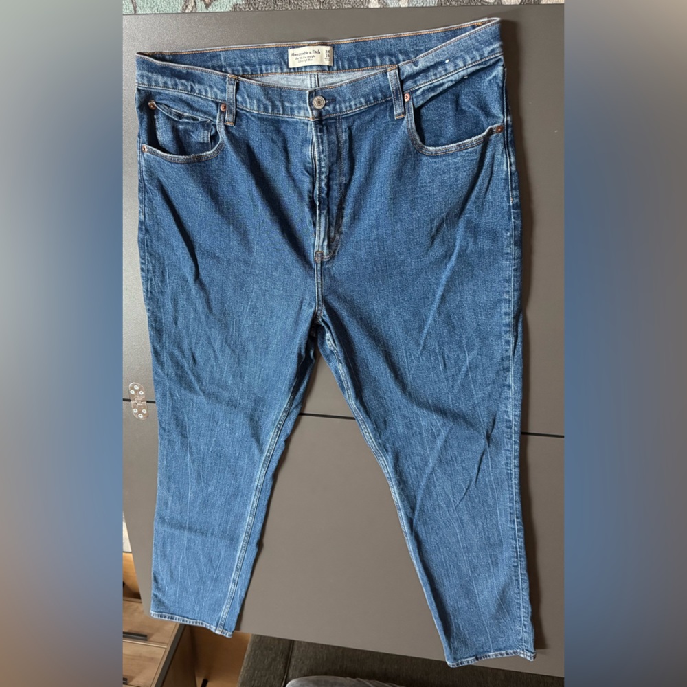 Women’s Blue Jeans